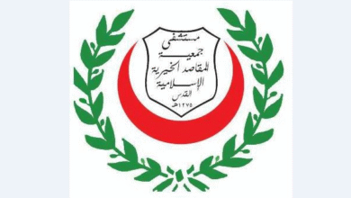 مستشفى المقاصد يحتفل بتخريج 16 طبيبًا وطبيبة بحضور رسمي وطبي حاشد