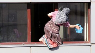 مأساة في سير - الضنية: وفاة سيدة أثناء تنظيف نافذة منزلها