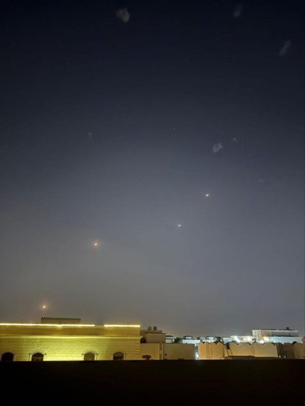 Axios: 6 missiles were launched towards U.S. bases in Qatar 1 Axios: 6 missiles were launched towards U.S. bases in Qatar