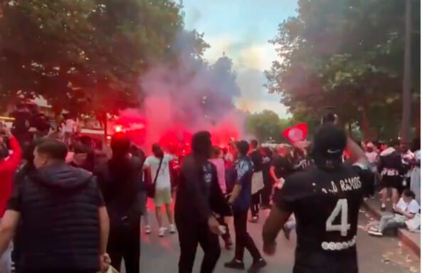 VIDEO: Riots Erupt in Paris for Second Night After PSG’s Champions League Victory 1 VIDEO: Riots Erupt in Paris for Second Night After PSG’s Champions League Victory