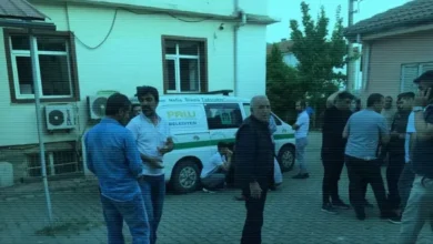 طفل يقتل والده ويصيب والدته في جريمة مروعة
