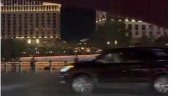 Emerging: Bellagio Hotel Evacuated Amid Shooting Reports in Las Vegas - VIDEO 1 Emerging: Bellagio Hotel Evacuated Amid Shooting Reports in Las Vegas - VIDEO