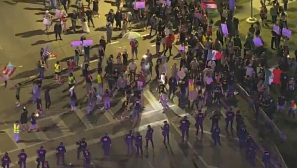 VIDEO: Anti-ICE protests continue in Dallas near Trinity Groves 1 VIDEO: Anti-ICE protests continue in Dallas near Trinity Groves