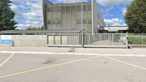 Un élève arrêté après avoir mortellement blessé une surveillante à Haute-Marne 1 Un élève arrêté après avoir mortellement blessé une surveillante à Haute-Marne
