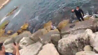 بالفيديو: العثور على هيكل عظمي بشري في البحر قبالة ميناء جبيل