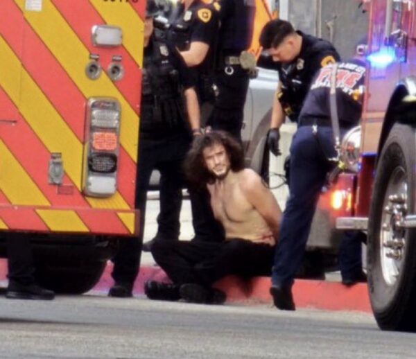 Salt Lake City March Turns Violent: Suspect Shot by Peacekeepers After Attempted Attack 1 Salt Lake City March Turns Violent: Suspect Shot by Peacekeepers After Attempted Attack