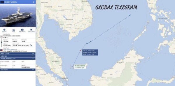 The American aircraft carrier USS Nimitz is on its way to the Middle East