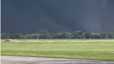 Tornado Touches Down in Jacksonville, Illinois — Captured on Video