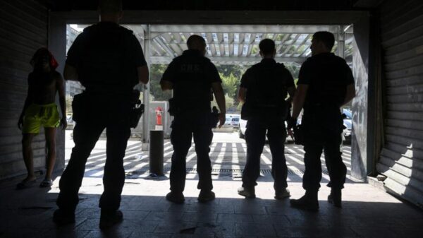 Fusillade à Nîmes : plusieurs blessés, le suspect toujours en fuite