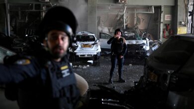 إسرائيل تعلن مقتل ثلاثة قادة بارزين في الحرس الثوري دون تعليق إيراني، وعراقجي يحذر واشنطن من التدخل في المواجهة