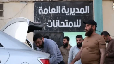 ضبط شبكة لترويج سماعات غش لاسلكية في حماة السورية مع بدء امتحانات 2025