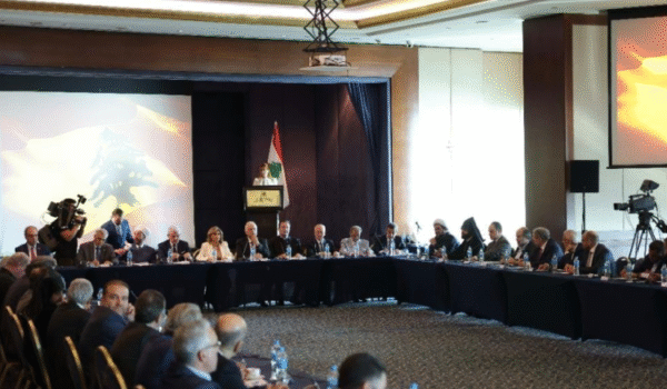 حق المغتربين في الاقتراع: لقاء وطني يطالب بالاعتراف الكامل بانتخاب 128 نائبًا 1 حق المغتربين في الاقتراع