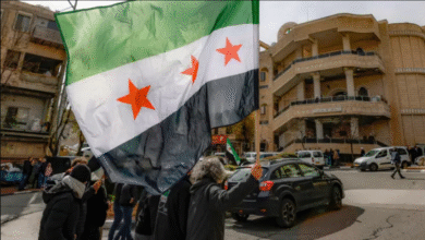 سوريون يعلّقون على "لقاء سوري-إسرائيلي في باريس": ما بين جدل التطبيع و"ازداوجية المعايير"