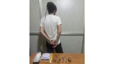 توقيف "تاجر مخدّرات" بالجرم المشهود داخل متجر خلوي في بعقلين