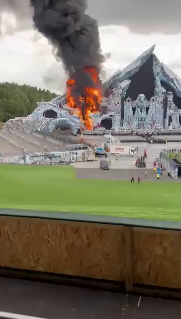 VIDEO: Massive Fire Destroys Main Stage at Tomorrowland Music Festival in Belgium 1 Tomorrowland music festival in Belgium