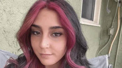 وفاة موظفة بعد جلوس مديرتها عليها