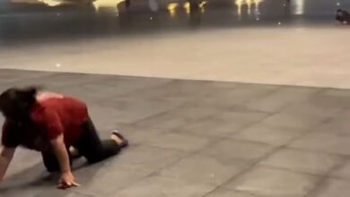 Typhoon Wipha Hong Kong Video: 160 km/h Winds Cause Injuries