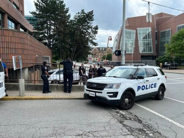 UC Medical Center Incident: Armed Man Reported at Hospital Garage, Police Responding 1 UC Medical Center Incident