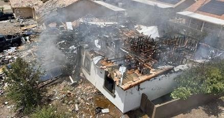 Fire Destroys House on Tucson's SE Side, Displaces Six Residents 1 fire destroys house on Tucson's SE side