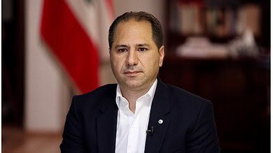 الجميل: على السلطات الحسم في ملفي السلاح والتفاوض وعدم ترك القرار لأقلية مرهونة بتقرير مصير غالبية حرّة