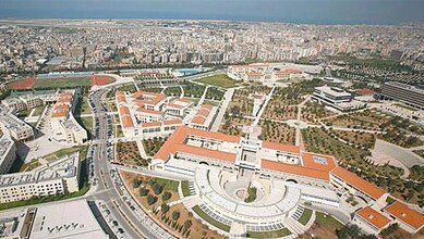قدامى أساتذة اللبنانية يرفعون الصوت: رواتبنا لا تكفينا