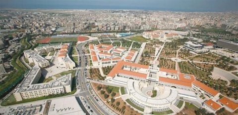 قدامى أساتذة اللبنانية