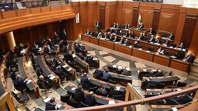 63 نائبًا في مجلس النواب بانتظار وصول نائبين اضافيين ليكتمل النصاب للجلسة التشريعية العامة