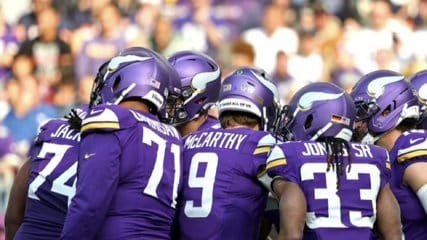 Minnesota Vikings Team Plane Turns Back After Takeoff Due to Mechanical Issue
