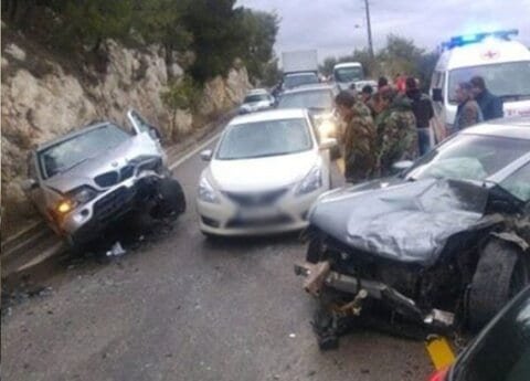 خمس حوادث سير متتالية تخلّف خمسة جرحى في لبنان 1 لبنان