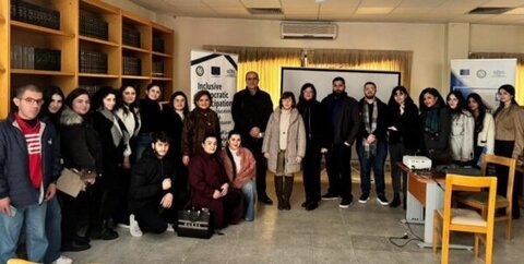 بالصور: محاضرة في كلية الحقوق - 2 حول المشاركة الديمقراطية الشاملة في لبنان 1 كلية الحقوق