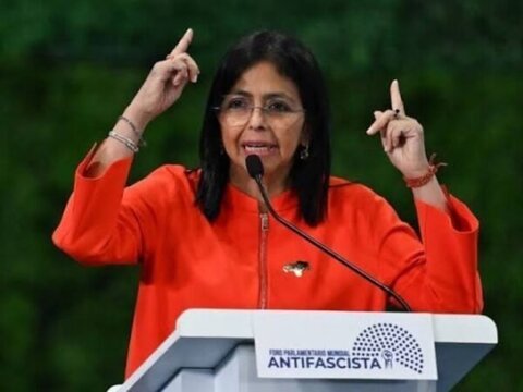 Tribunal Supremo de Venezuela Ordena a Delcy Rodríguez Asumir la Presidencia
