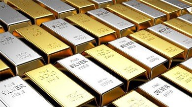 تراجع الذهب بقوة مع صعود الدولار وترقّب قرار الفائدة