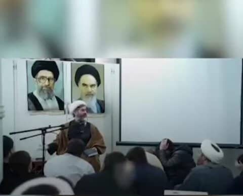 بالفيديو: انفجار خلال إجتماع في طهران