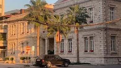 اتصال مجهول أخلى الفندق في جونية… والبلدية توضح: عامل سوري تلقّى التحذير!