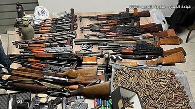 حملة للجيش في بعلبك وبعبدا تُسفر عن توقيفات وضبط أسلحة