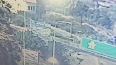 بالفيديو: مشاهد من كاميرات المراقبة بعد الاستهداف في منطقة خلدة قرب افران الفورنو