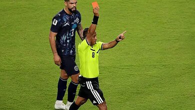 بطاقة حمراء ووداع مبكر.. تركيا خارج مونديال 2026