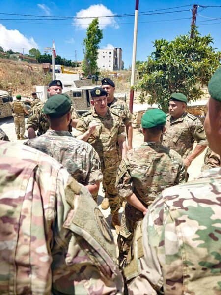 الجيش