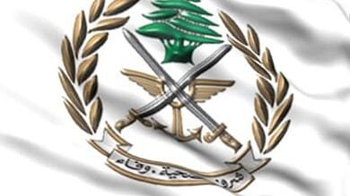 الجيش يوقف 4 لبنانيين وسوريًا في بعلبك بينهم متهم باستشهاد 3 عسكريين 5 الجيش يوقف 4 لبنانيين وسوريًا في بعلبك بينهم متهم باستشهاد 3 عسكريين