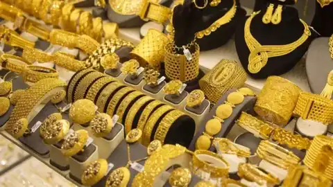 الذهب يتراجع بعد بلوغه أعلى مستوى في أسبوعين 1 الذهب