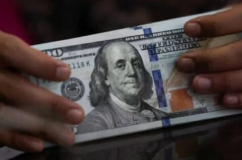 لماذا انخفضت تحويلات المغتربين الى لبنان؟ 1 لماذا انخفضت تحويلات المغتربين الى لبنان؟