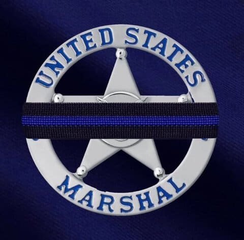 Deputy U.S. Marshal Killed While Serving Arrest Warrant in Alexandria, Louisiana; Suspect in Custody 1 Deputy U.S. Marshal Killed While Serving Arrest Warrant in Alexandria, Louisiana; Suspect in Custody