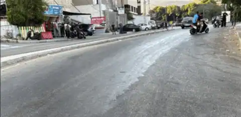 تسرب الزيوت على طريق الحدت مفرق الريجي