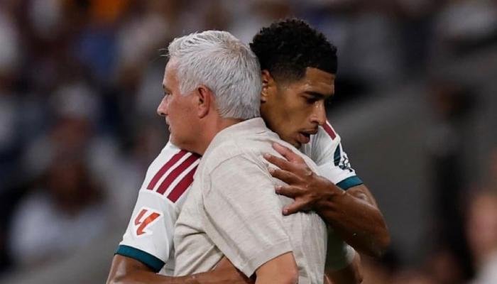 «أستمتع بالحرية»: كيف اختلف دور بيلينغهام مع مورينيو؟ 1 «أستمتع بالحرية»: كيف اختلف دور بيلينغهام مع مورينيو؟