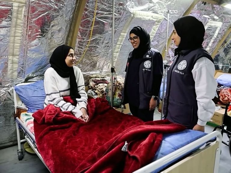 المرأة الإماراتية والعمل الإنساني.. بنات زايد يتقدمن الصفوف - صورة 2