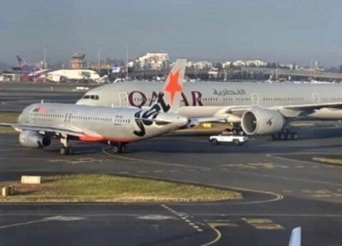 Jetstar A320 Narrowly Avoids Collision With Qatar Airways Boeing 777 at Sydney Airport