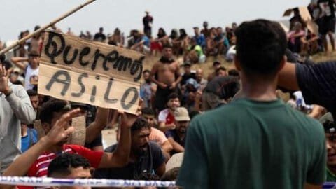 Ceuta, Spain: Hundreds of Migrants Protest for Asylum