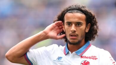 أيوب بوعدي، لاعب نادي ليل السابق، خلال المباراة الودية التي سبقت الموسم بين إيفرتون ونادي ليل على ملعب هيل ديكنسون في 15 أغسطس/آب 2026 في ليفربول، المملكة المتحدة.
