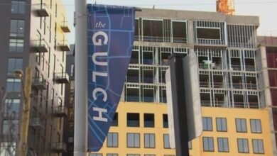 Gas leak forces road closure in The Gulch neighborhood of Nashville, Tennessee 2 Gas leak forces road closure in