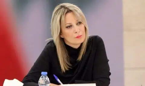 أيوب: العفو العام يفتح باب العودة أمام اللبنانيين اللاجئين إلى إسرائيل بعد تحرير الجنوب 1 أيوب